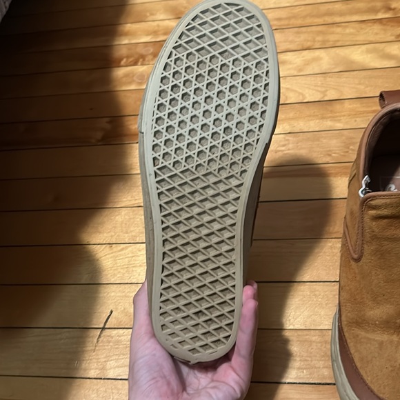 Slip on waterproof vans size 11 men’s - Picture 4 of 5